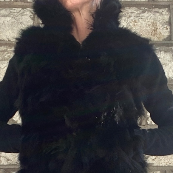 Adrienne Landau Black Fur Vest - Picture 4 of 5